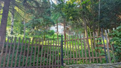 Hájenka u lanovky na Komáří Vížku