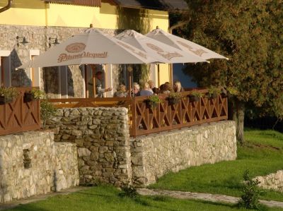 Penzion a restaurace Lesovna Žofín