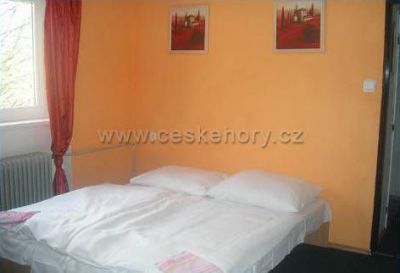 Hotel restaurant musicbar Lipenka