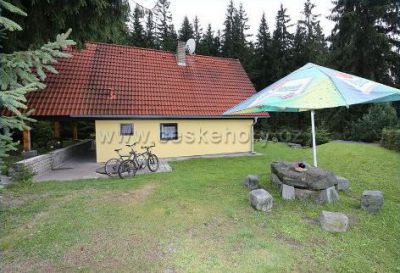 Chata Lipno s vytápěným koupacím sudem