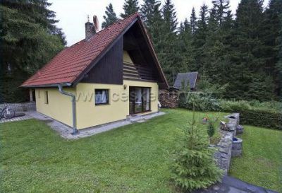Chata Lipno s vytápěným koupacím sudem