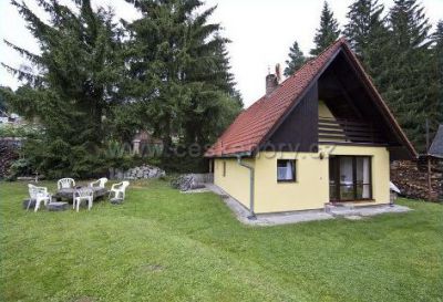 Chata Lipno s vytápěným koupacím sudem