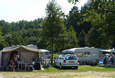 Liščí farma - Hotel***  Eurocamping****