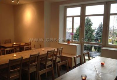 Cyklopenzion & vinný sklep LISOVNA