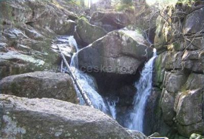 Bílý Potok pod Smrkem 264 a chata čp.1002