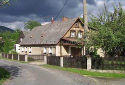 Bílý Potok pod Smrkem 264 a chata čp.1002