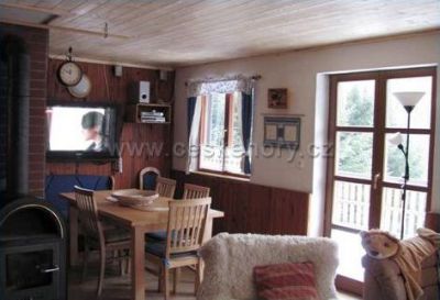 Chata Kouty s venkovní vířivkou