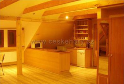 Apartmán u malé vodní elektrárny