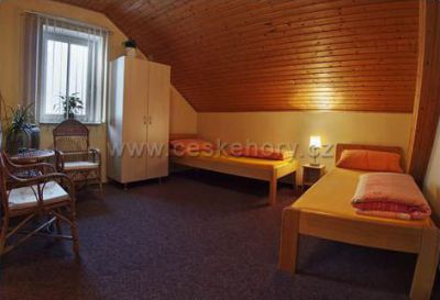 Restaurace a Penzion Na Louce