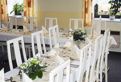 Pension*** Restaurant  Nola