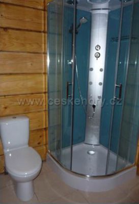 Roubenka Stříbrnice s bazénem