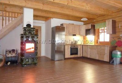 Roubenka Stříbrnice s bazénem