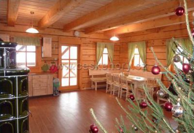 Roubenka Stříbrnice s bazénem