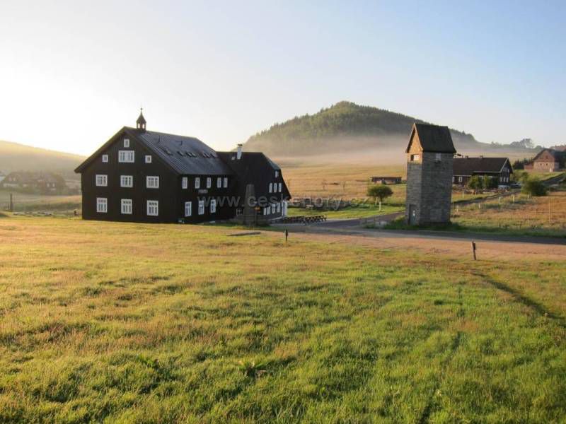 Hotel Panský dům a Pyramida