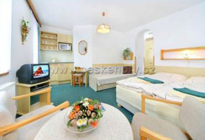 Pension Restaurant a Apartmany Karolína