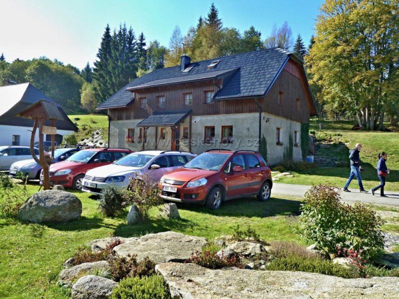 Penzion U jezera Laka