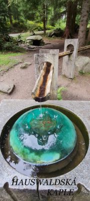 Pod Mravenčí stezkou