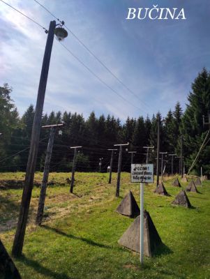 Pod Mravenčí stezkou