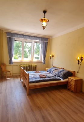 Pod Mravenčí stezkou