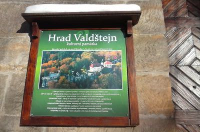 Chalupa pod hradem Valdštejn
