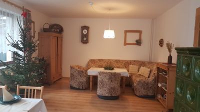 Chalupa pod hradem Valdštejn