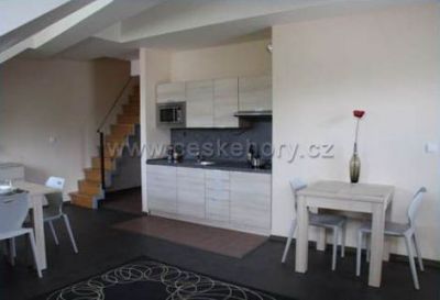 RESIDENT Harrachov****