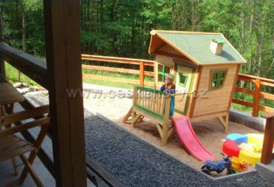 Roubenka Pod Skálou