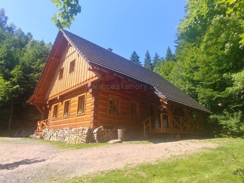 Roubenka u Bartošovického potoka