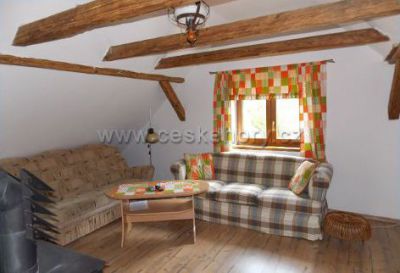 Ubytování Beskydy - chalupa Karolinka