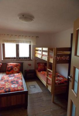 Ubytování Beskydy - chalupa Karolinka