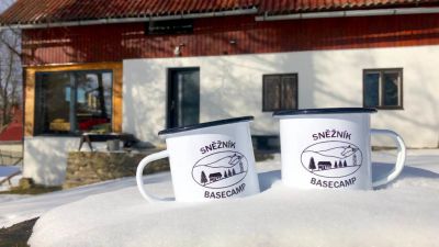 Sněžník basecamp