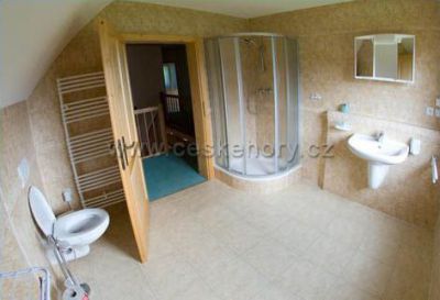 Chalupy 161 a 1022 u skiareálu Razula