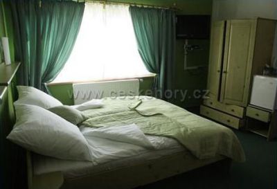 Penzion-Hotel Starojícká pizza****