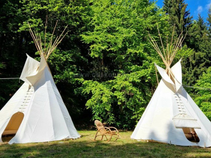 Teepee U Šedého Vlka