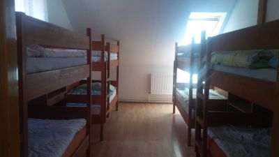 Rekreační zařízení s ubytováním a tenisovými kurty