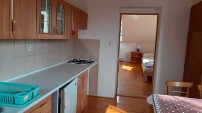 Rekreační zařízení s ubytováním a tenisovými kurty