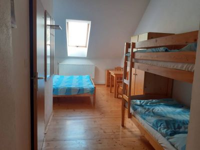 Rekreační zařízení s ubytováním a tenisovými kurty