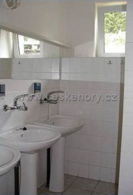 Modrodolská a Pastouška