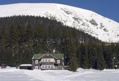 Modrodolská a Pastouška