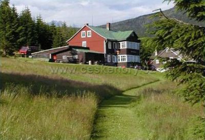 Modrodolská a Pastouška