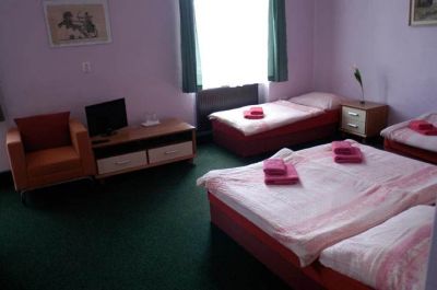 Penzion a restaurace U Zámku