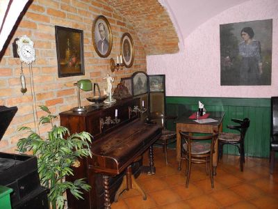 Penzion a restaurace U Zámku