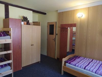 Penzion a restaurace U Dubu