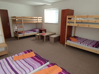 Penzion a restaurace U Dubu