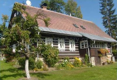 Roubená chalupa v centru Rokytnice nad Jizerou