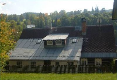 Roubená chalupa v centru Rokytnice nad Jizerou