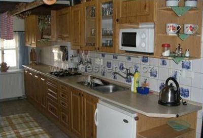 Roubená chalupa v centru Rokytnice nad Jizerou