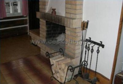 Roubená chalupa v centru Rokytnice nad Jizerou