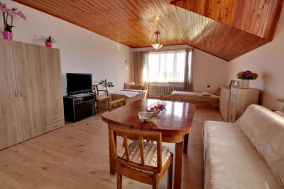 Chata U rybníku, Vrchlabí