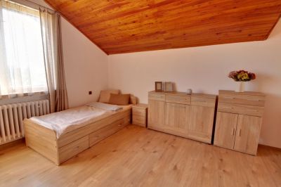 Chata U rybníku, Vrchlabí